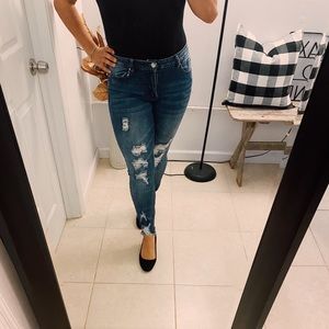 Ripped Blue Jeans Ruffled Ankle size: 6